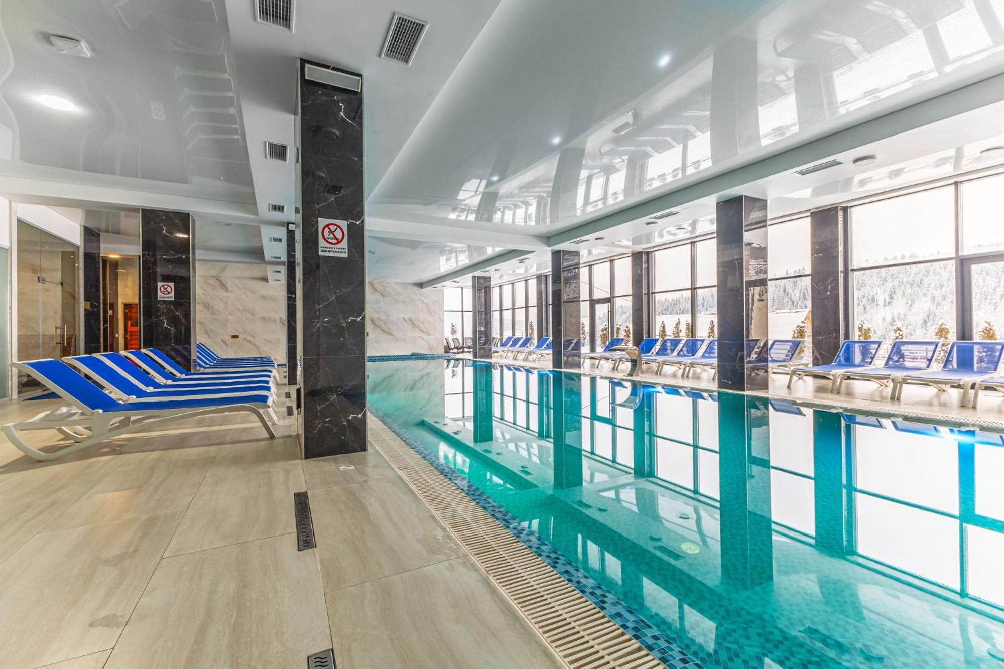 Elena Spa Resort Bukovel Bagian luar foto